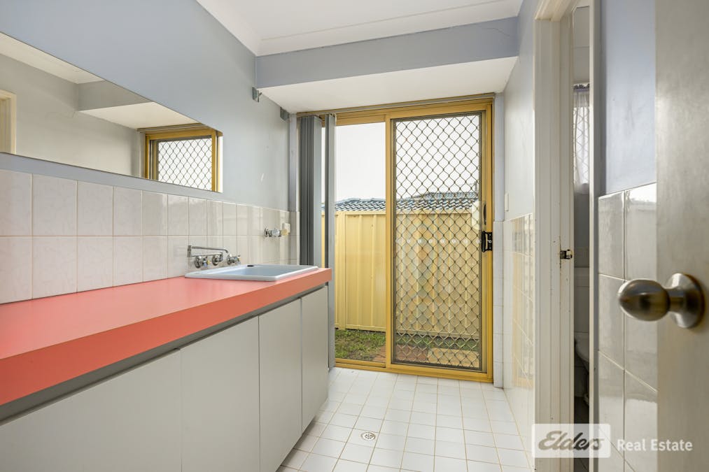 56 Kingsbridge Road, Warnbro, WA, 6169 - Image 11