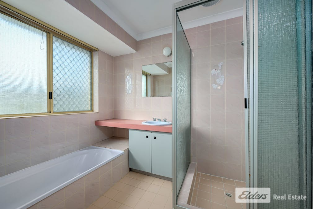 56 Kingsbridge Road, Warnbro, WA, 6169 - Image 10