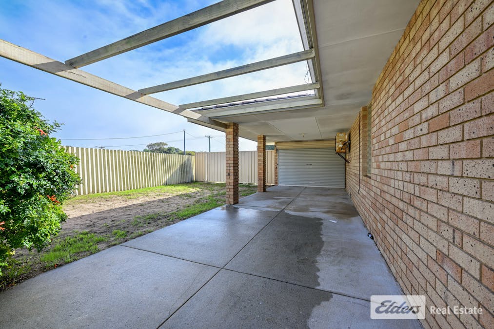 56 Kingsbridge Road, Warnbro, WA, 6169 - Image 13