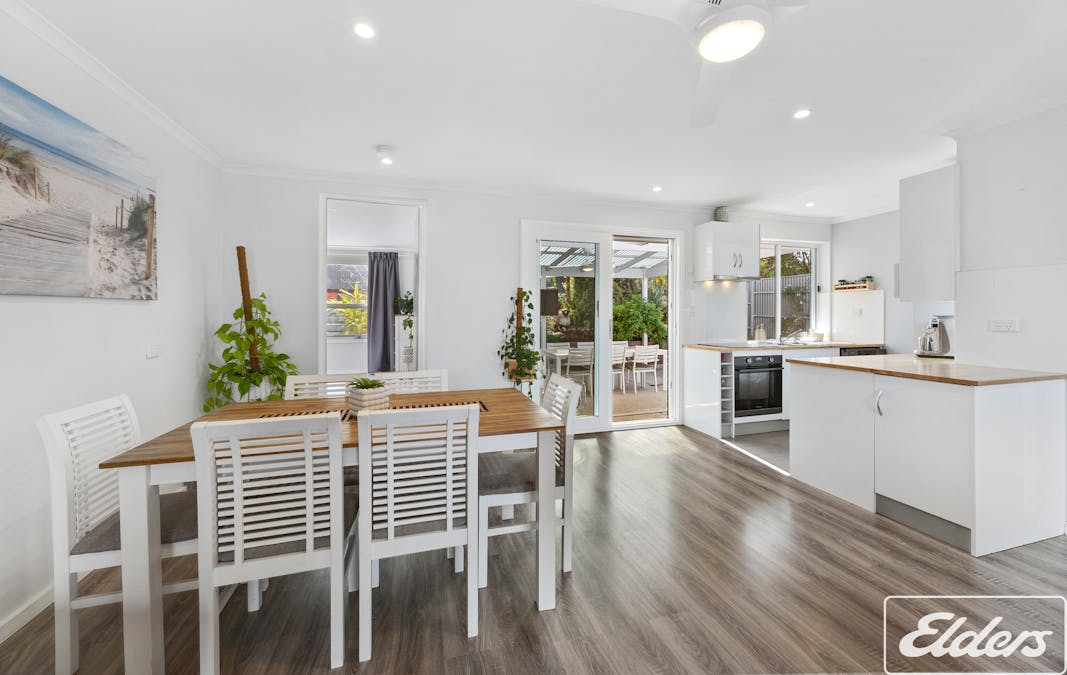 7 Elba Court, Noarlunga Downs, SA, 5168 - Image 2
