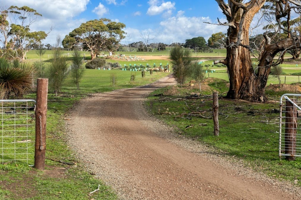Lot 20 North Coast Road, Stokes Bay, SA, 5223 - Image 32