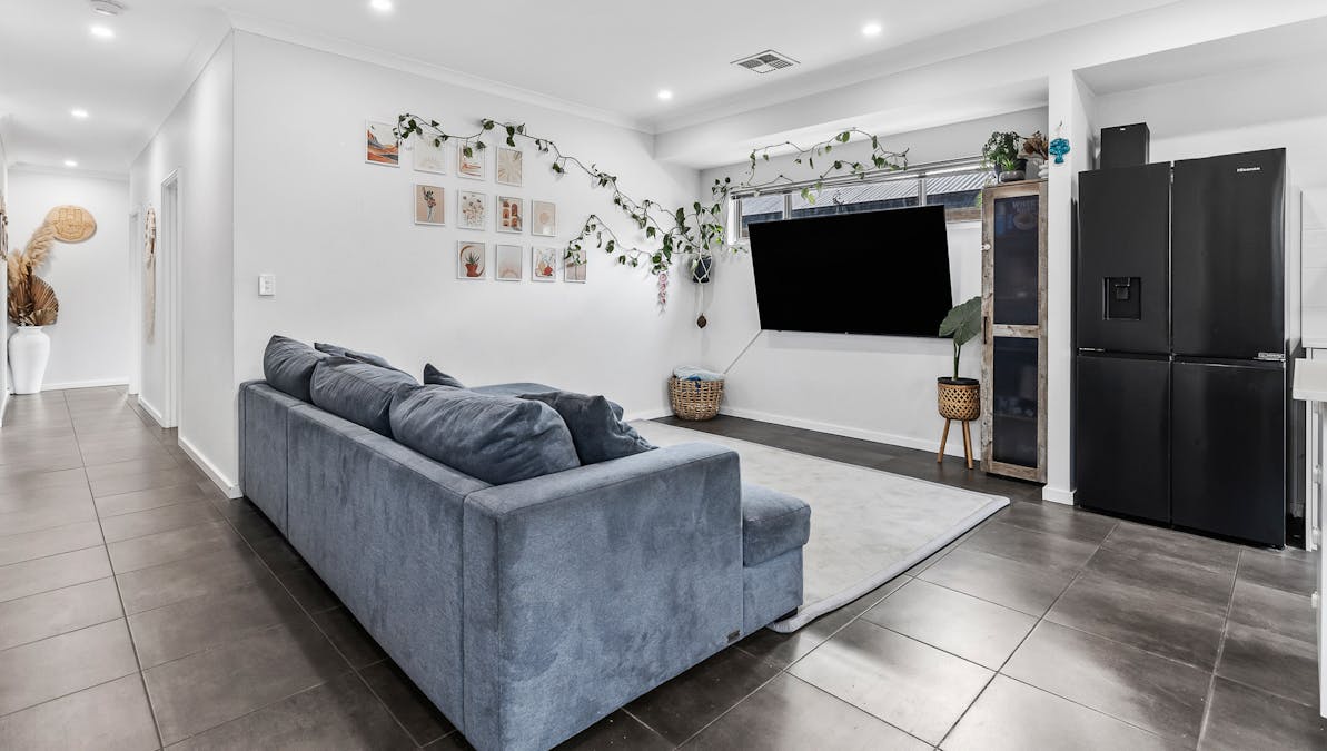 24 Carville Way, Baldivis, WA, 6171 - Image 6
