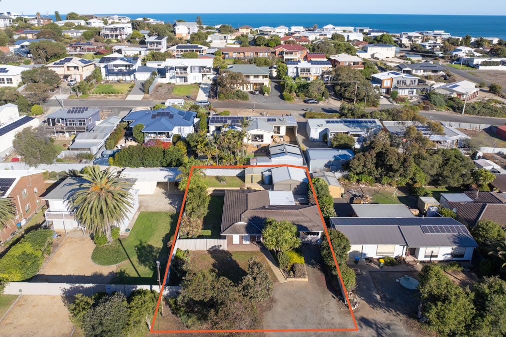 103 North Terrace, Port Elliot, SA, 5212 - Image 1