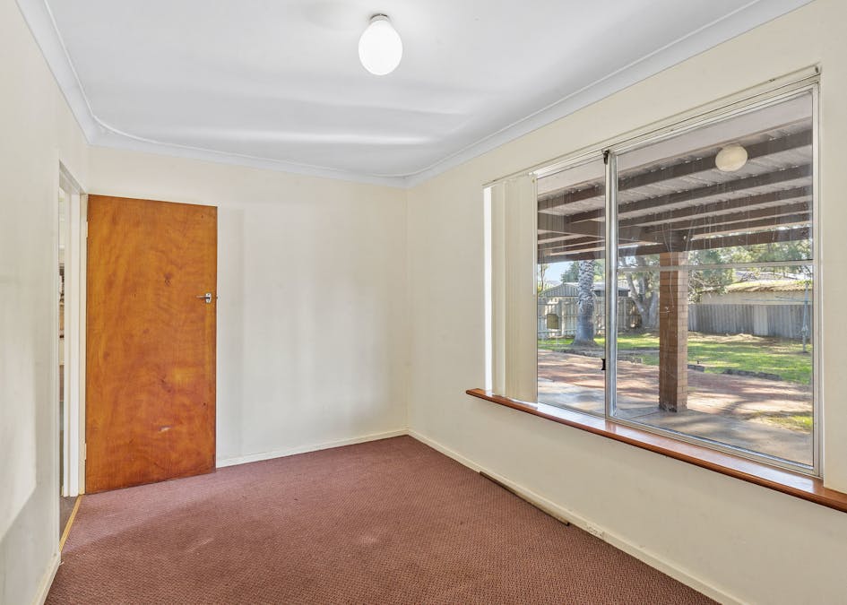 26 Seahaven Street, Safety Bay, WA, 6169 - Image 17