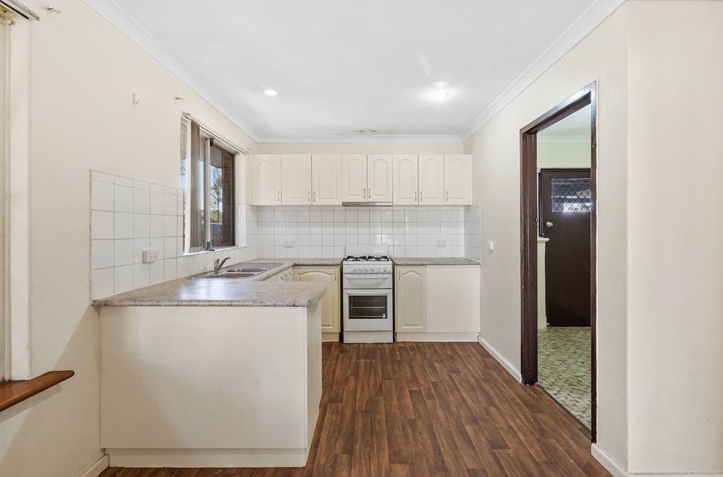 26 Seahaven Street, Safety Bay, WA, 6169 - Image 8