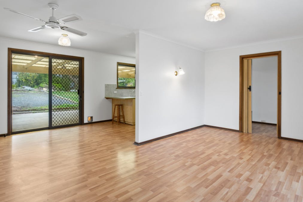 105 North Terrace, Port Elliot, SA, 5212 - Image 6
