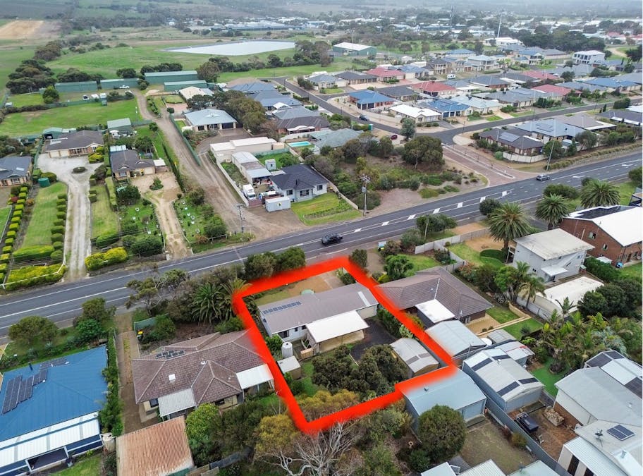105 North Terrace, Port Elliot, SA, 5212 - Image 25