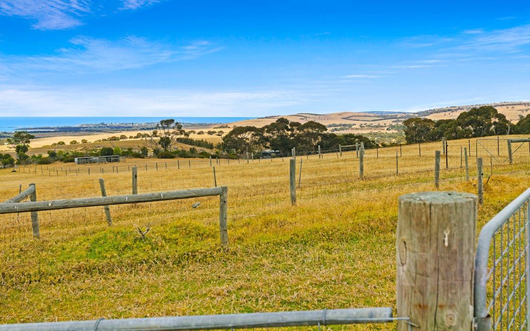 409 Flagstaff Hill Road, Middleton, SA, 5213 - Image 15