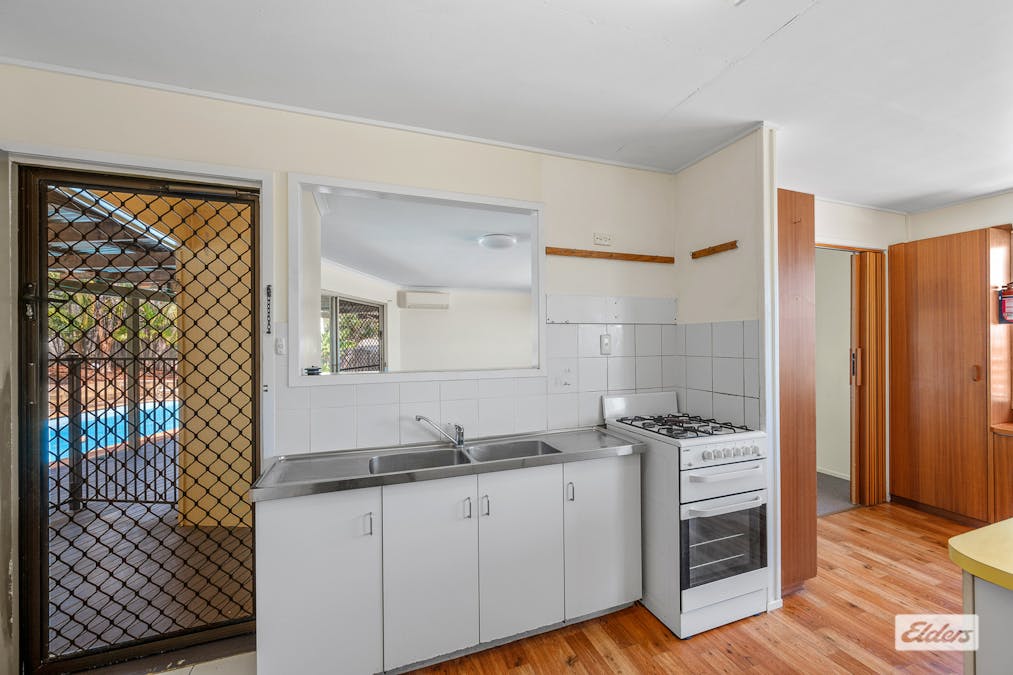 29 Smith Street, West Gladstone, QLD, 4680 - Image 10