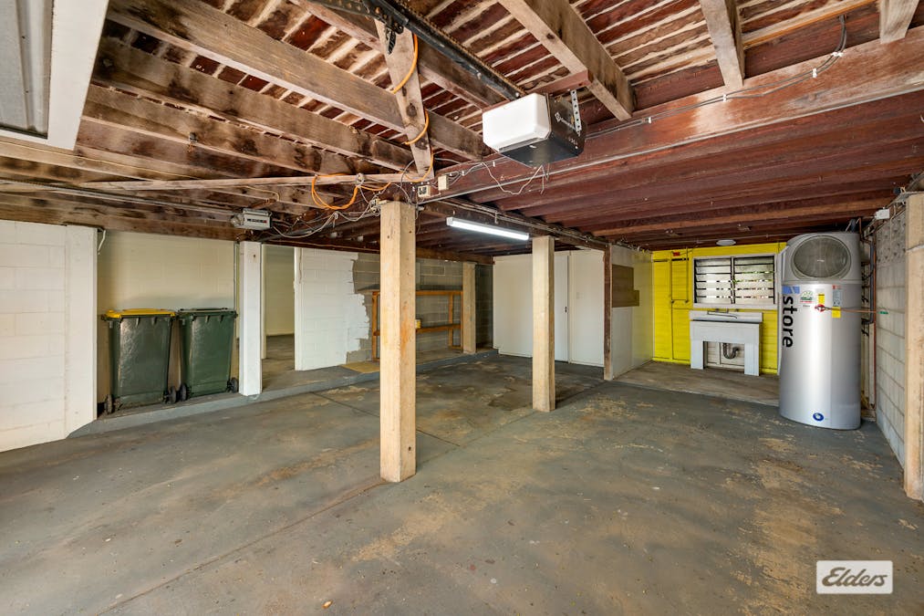29 Smith Street, West Gladstone, QLD, 4680 - Image 21
