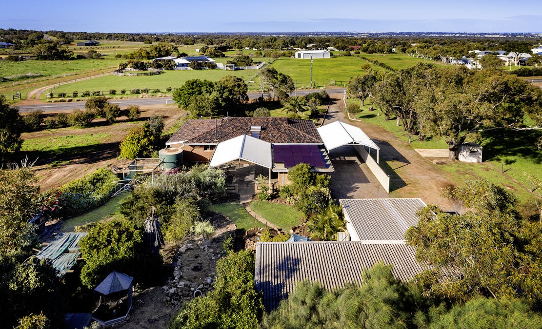 291 Chapman Valley Road, Waggrakine, WA, 6530 - Image 4