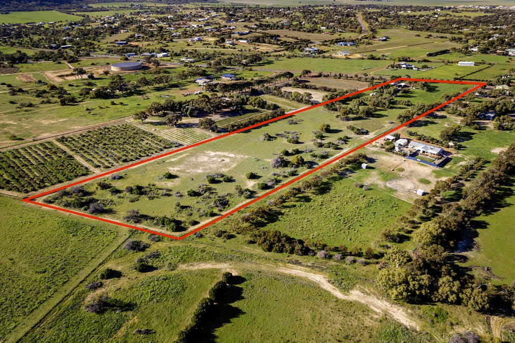 291 Chapman Valley Road, Waggrakine, WA, 6530 - Image 32