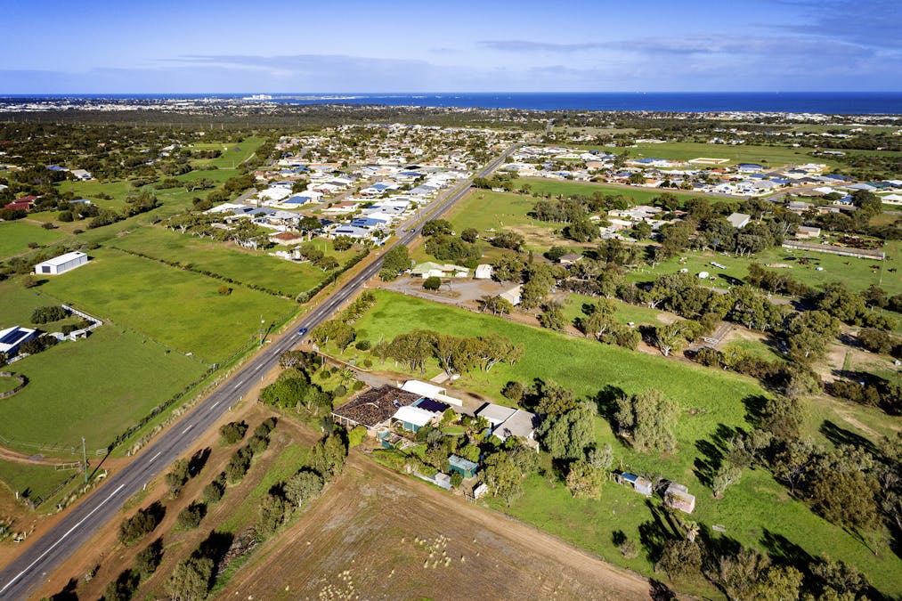 291 Chapman Valley Road, Waggrakine, WA, 6530 - Image 2