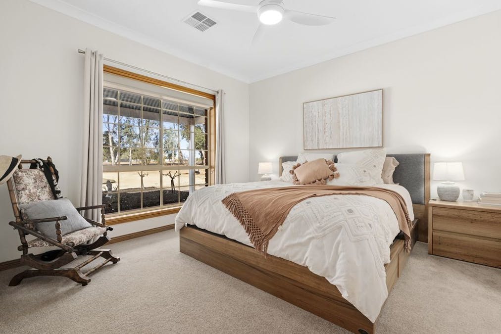 218 McKenzie Road, Barmera, SA, 5345 - Image 8