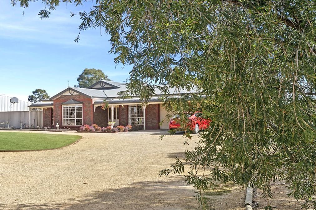 218 McKenzie Road, Barmera, SA, 5345 - Image 3