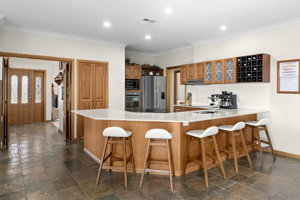 218 McKenzie Road, Barmera, SA, 5345 - Image 5