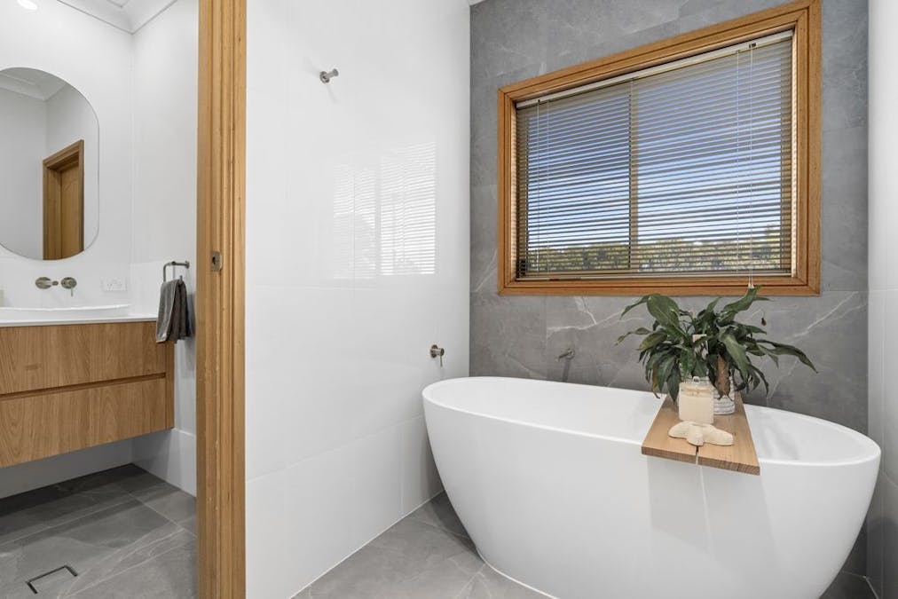 218 McKenzie Road, Barmera, SA, 5345 - Image 11
