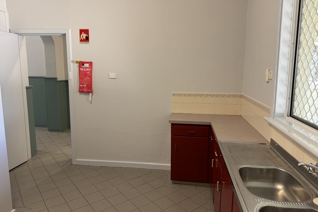 327 Fitzgerald Street East, Northam, WA, 6401 - Image 26
