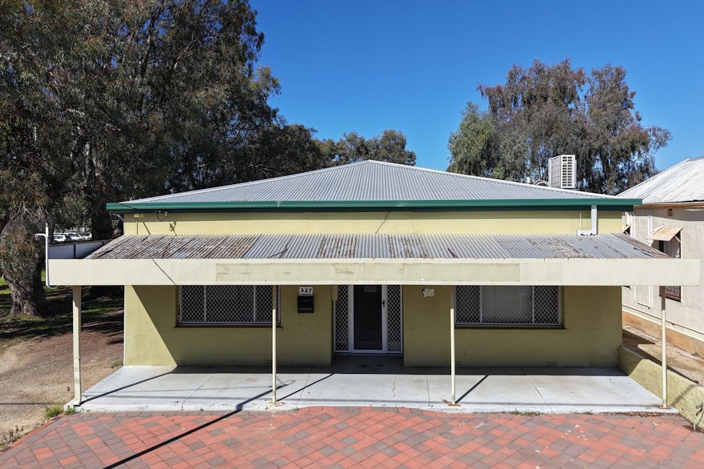 327 Fitzgerald Street East, Northam, WA, 6401 - Image 1