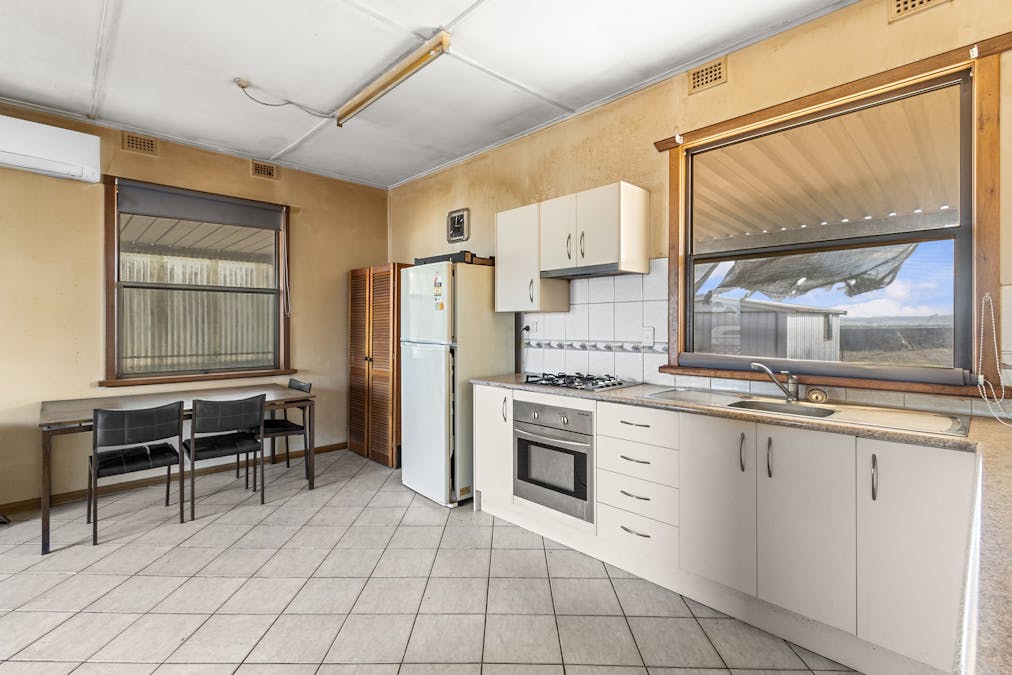 60 Ash Crescent, Gladstone, SA, 5473 - Image 4