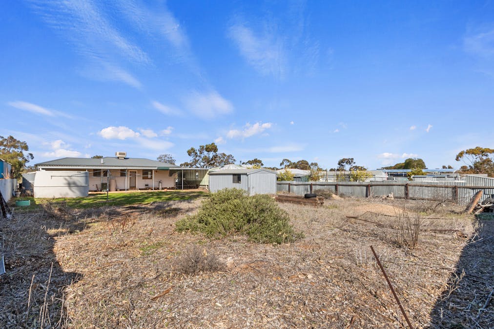 60 Ash Crescent, Gladstone, SA, 5473 - Image 16