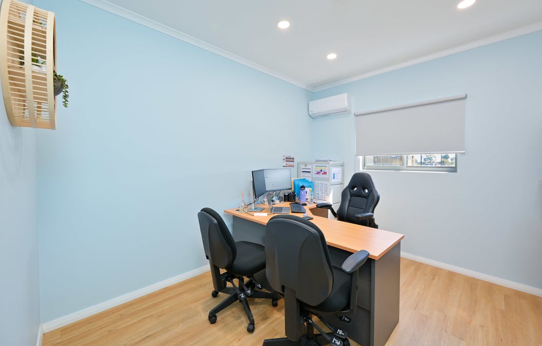 10 Clayfield Road, Australind, WA, 6233 - Image 3