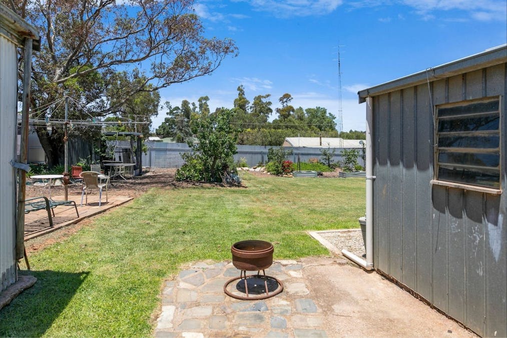 16 Paxton Terrace, Burra, SA, 5417 - Image 22
