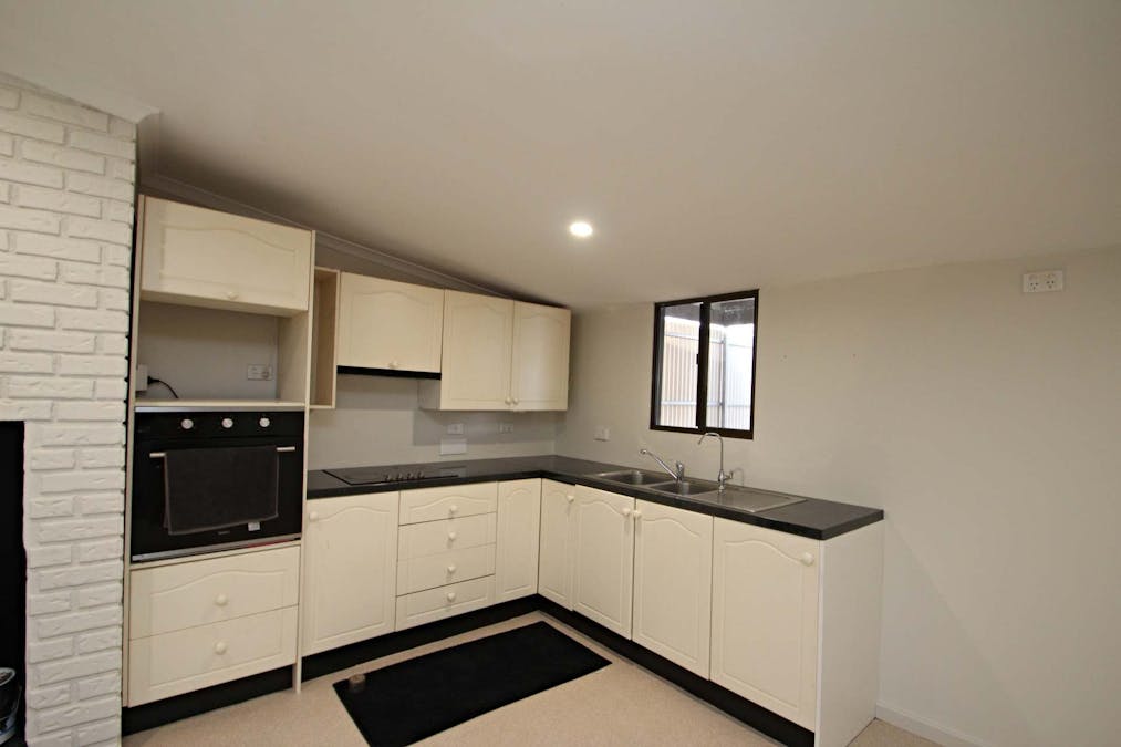 16 Paxton Terrace, Burra, SA, 5417 - Image 10