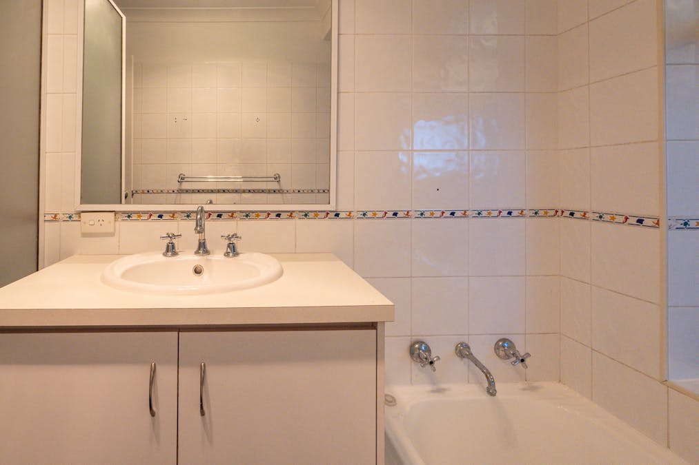 16 Darile Street, Hillman, WA, 6168 - Image 15
