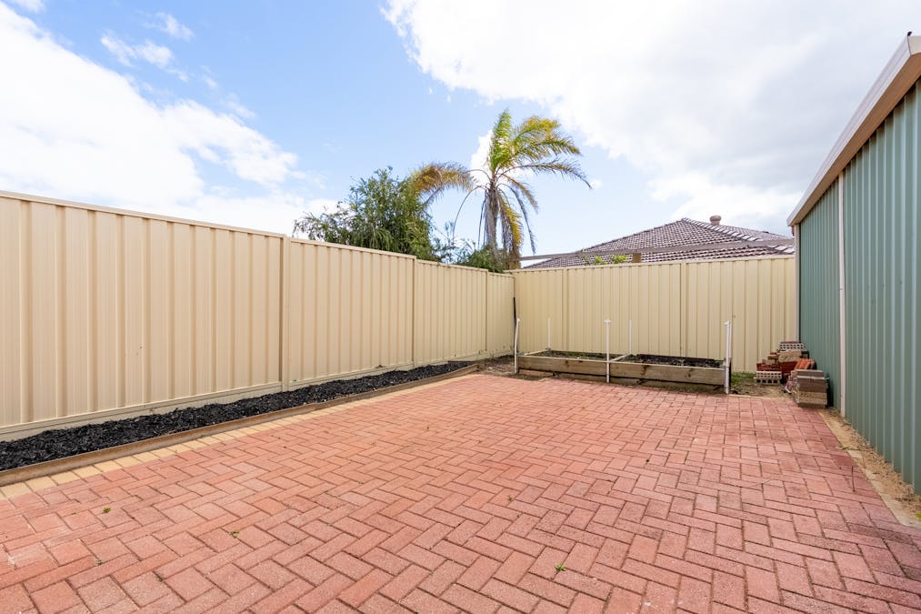 34 Okehampton Road, Warnbro, WA, 6169 - Image 14