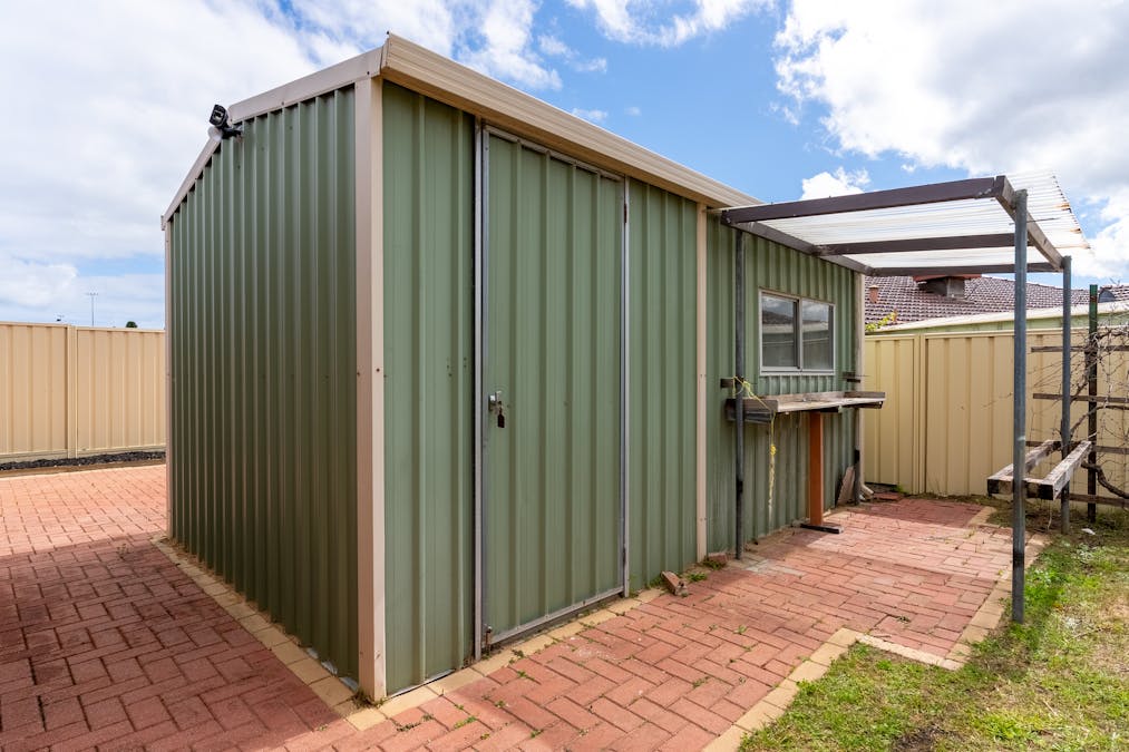 34 Okehampton Road, Warnbro, WA, 6169 - Image 18