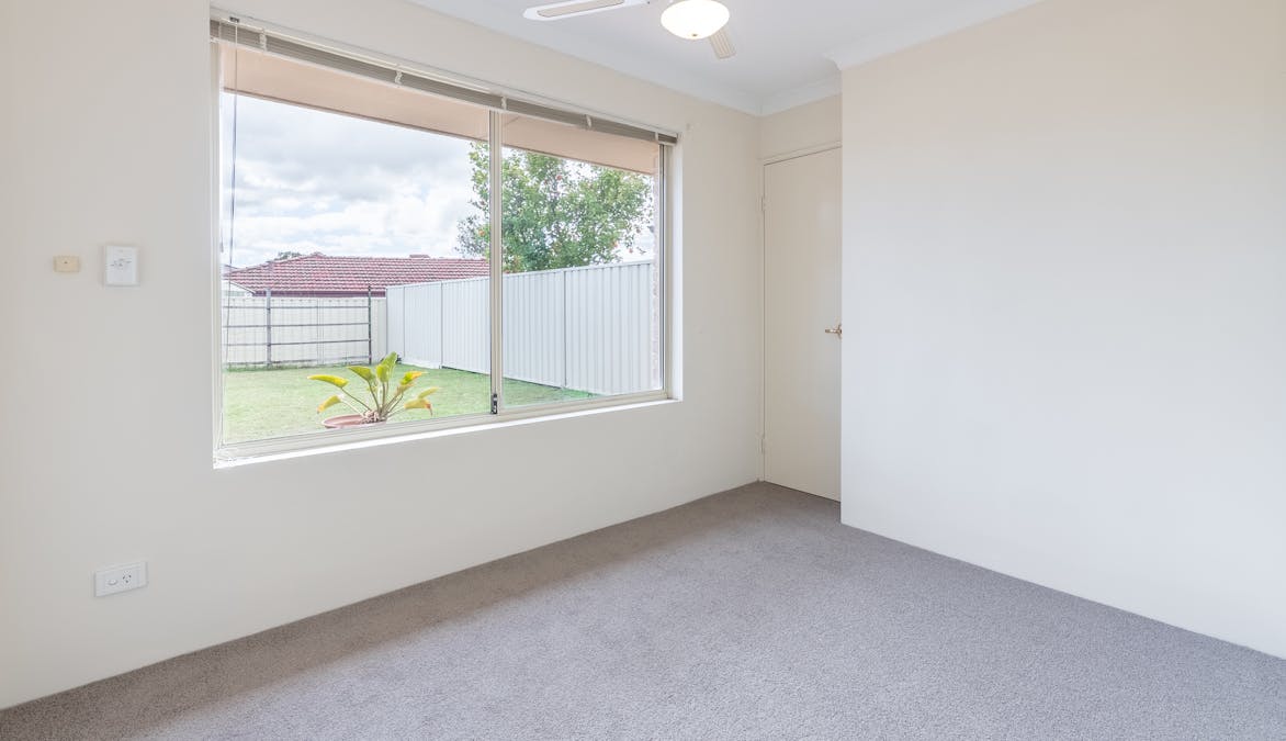 34 Okehampton Road, Warnbro, WA, 6169 - Image 10