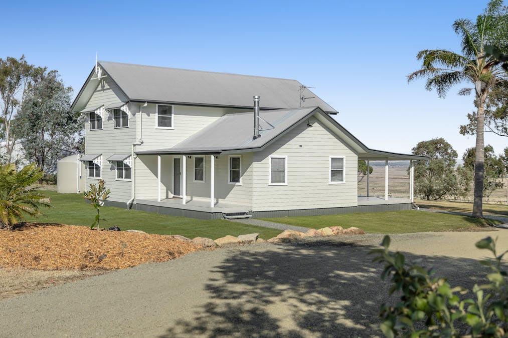 11  Jannusch Road, Gowrie Mountain, QLD, 4350 - Image 1