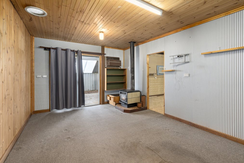 57 Colin Street, Loxton, SA, 5333 - Image 5