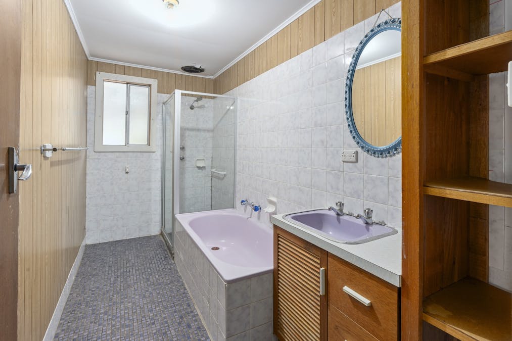 57 Colin Street, Loxton, SA, 5333 - Image 7
