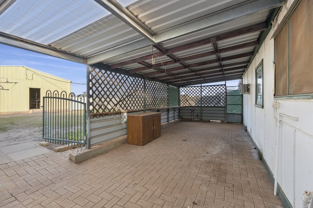 57 Colin Street, Loxton, SA, 5333 - Image 9