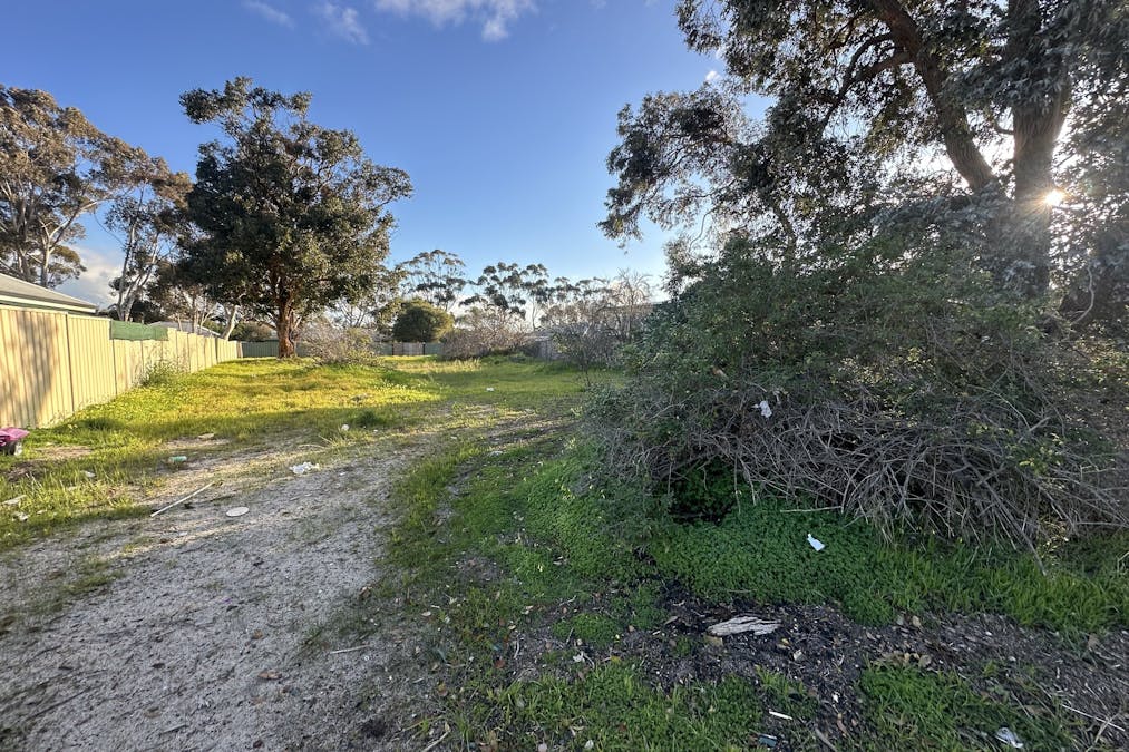 10 Andover Street, Katanning, WA, 6317 - Image 5