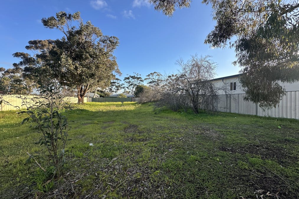 10 Andover Street, Katanning, WA, 6317 - Image 7