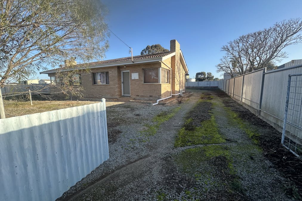 3 Formby Street, Gnowangerup, WA, 6335 - Image 2