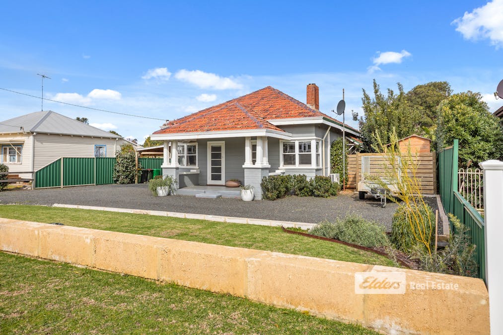 15 Roy Street, Harvey, WA, 6220 - Image 2