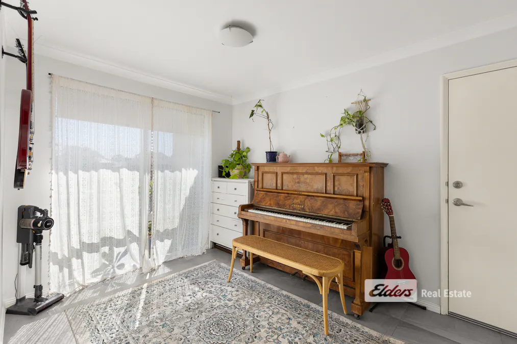 13 Chisholm Road, Dalyellup, WA, 6230 - Image 3