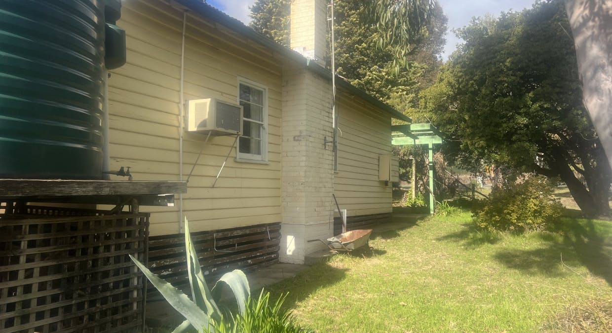 8243 Murray River Road, Walwa, VIC, 3709 - Image 6