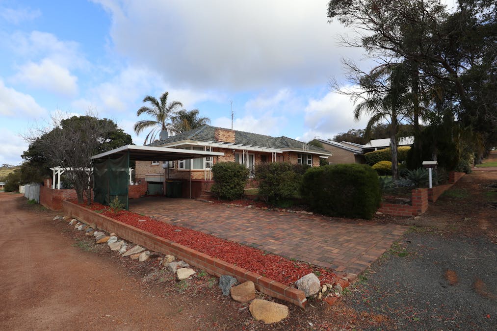 57 Furnival Street, Narrogin, WA, 6312 - Image 2