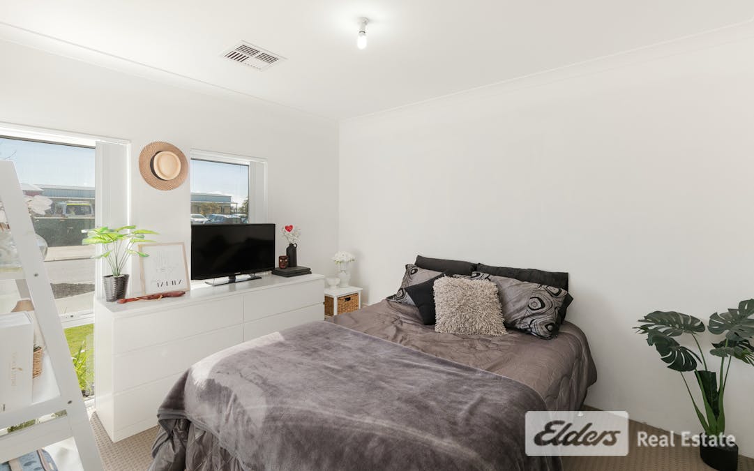 24 Nyilla Approach, Baldivis, WA, 6171 - Image 9