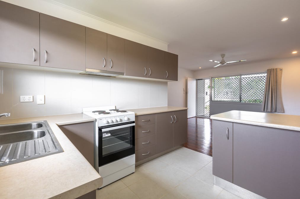28 Quandong Street, Currajong, QLD, 4812 - Image 4