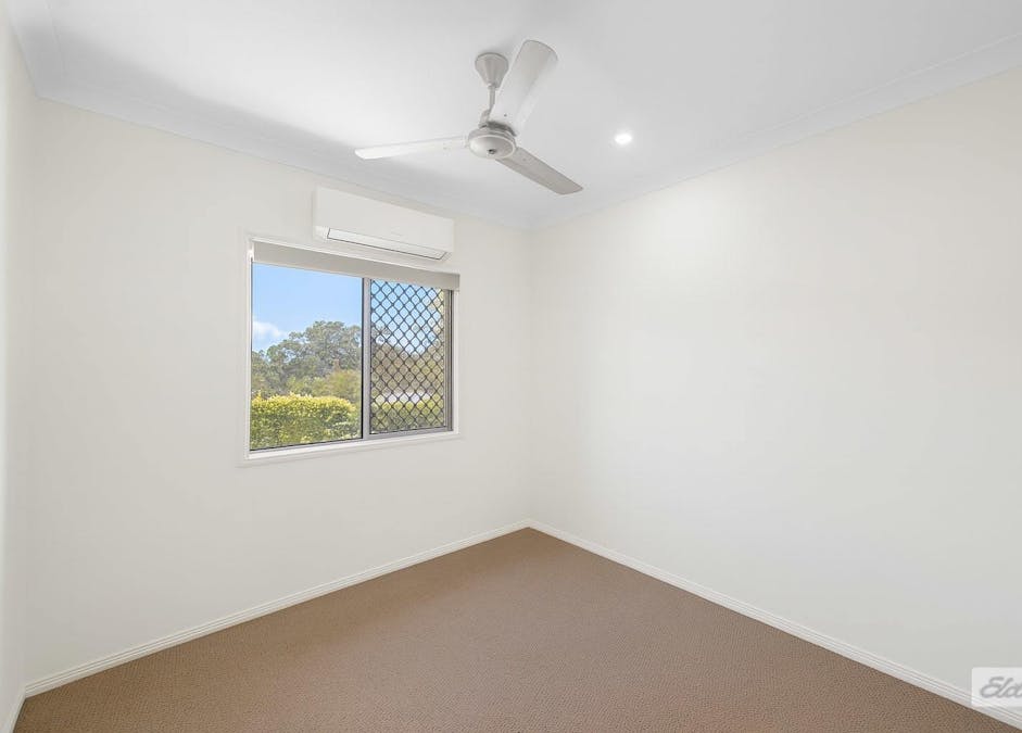 18 Viewpoint Way, New Auckland, QLD, 4680 - Image 16