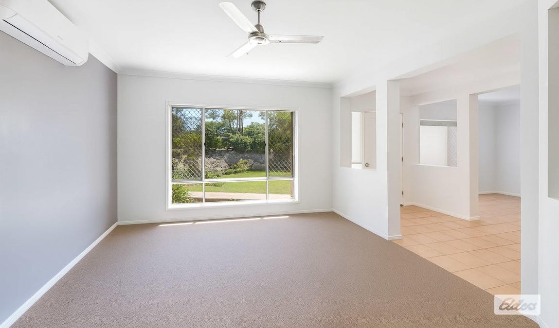 18 Viewpoint Way, New Auckland, QLD, 4680 - Image 6