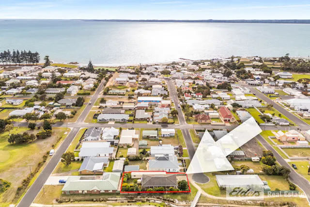 24 Elizabeth Street — photo from Elders Real Estate Robe