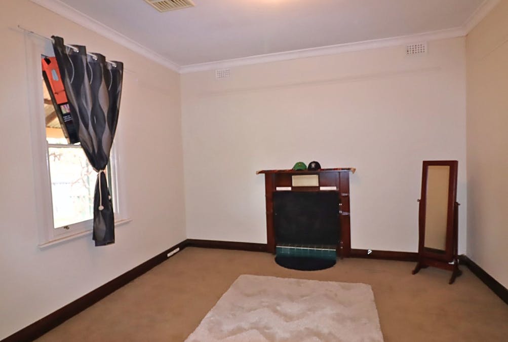 21 Quinlan Street, Wongan Hills, WA, 6603 - Image 2