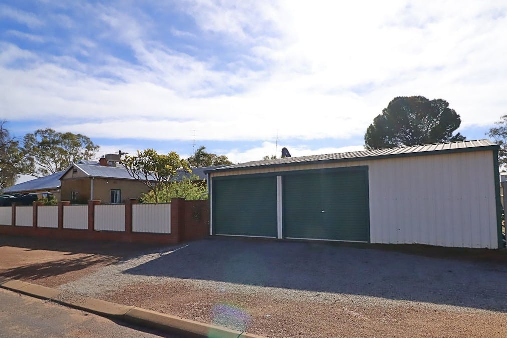 21 Quinlan Street, Wongan Hills, WA, 6603 - Image 24